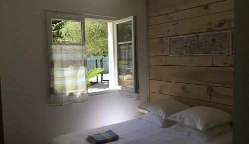 Apartment with Pool View 