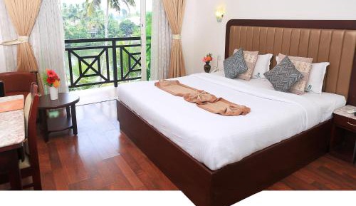 Double Room with Lake View