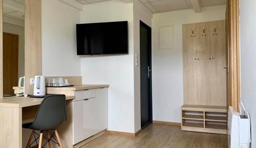 One-Bedroom Bungalow