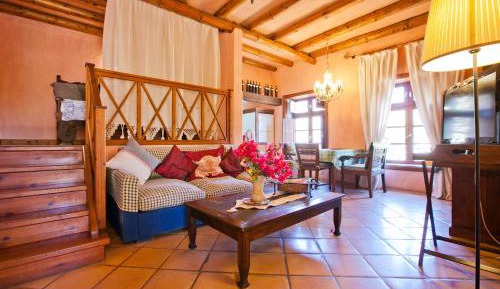 One-Bedroom Cottage with Terrace (4 Adults)