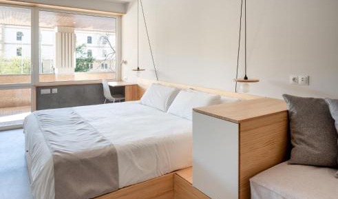 Deluxe Room with City View