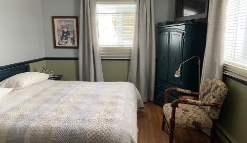Double Room with Private Bathroom