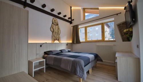 Deluxe Family Suite
