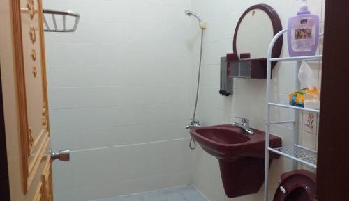 Quadruple Room with Private Bathroom