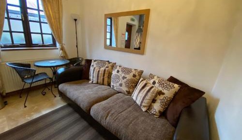 One-Bedroom Cottage