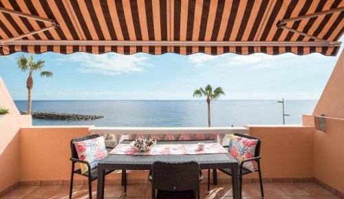 Superior One-Bedroom Apartment