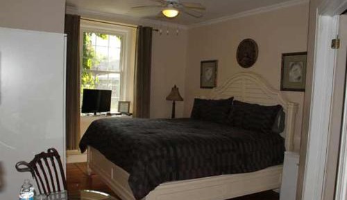 Standard King Room