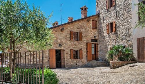 Three-Bedroom Holiday Home 