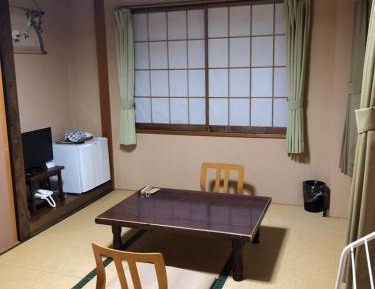 Japanese-Style Twin Room with Private Toilet
