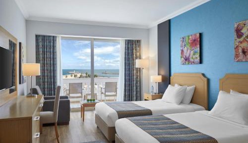 Superior Twin Room with Sea View