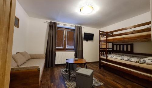 Quadruple Room with Private Bathroom