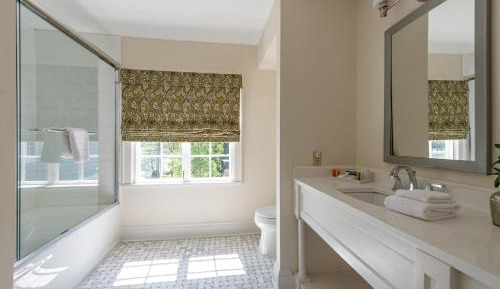 King Room with Lake View