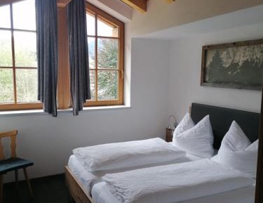 One-Bedroom Apartment with Balcony