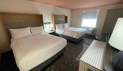 Standard Queen Room with Two Queen Beds