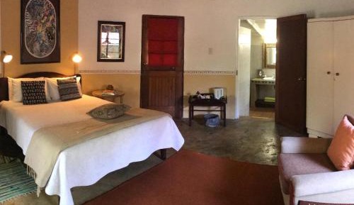 Standard Queen Room