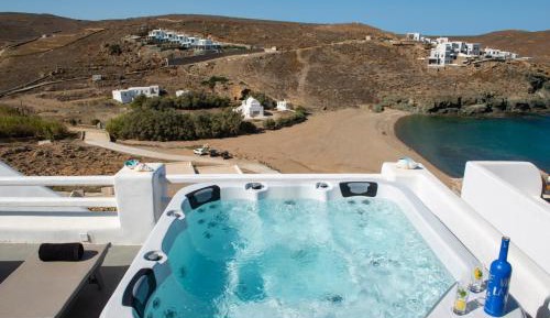 Three-Bedroom House With Sea View