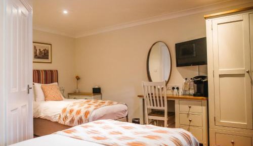 Standard Twin Room