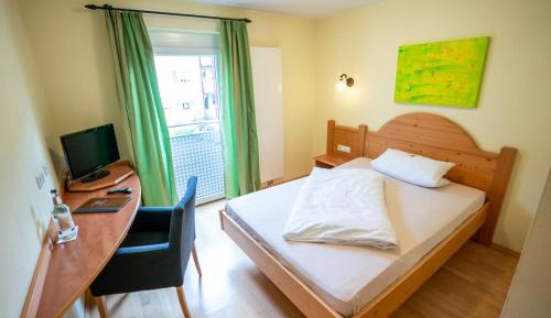 Economy Single Room