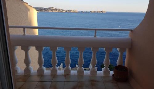 Apartment with Sea View (Lateral or Frontal view)