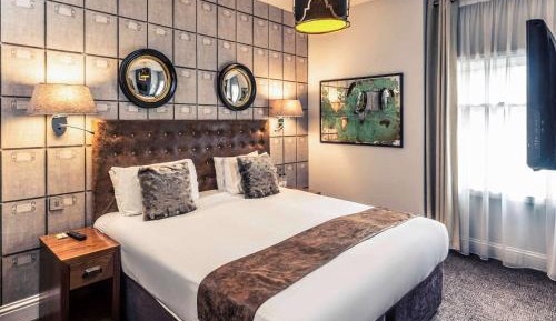 Standard King Room