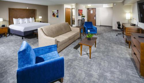 King Suite with Sofa Bed