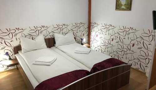 Double or Twin Room with Private Bathroom