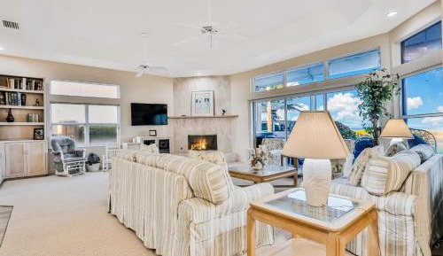 Four bedroom holiday home 
