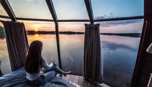 Suite with Lake View