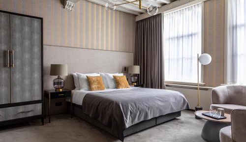 Superior King Room