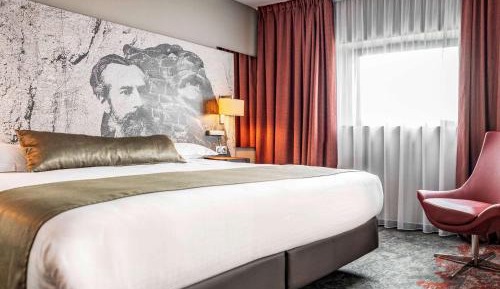 Suite with Double Bed and Sofa Bed