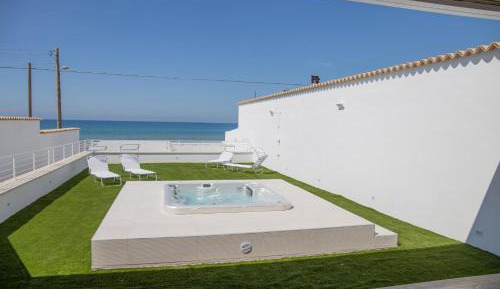 Villa - Beach Front