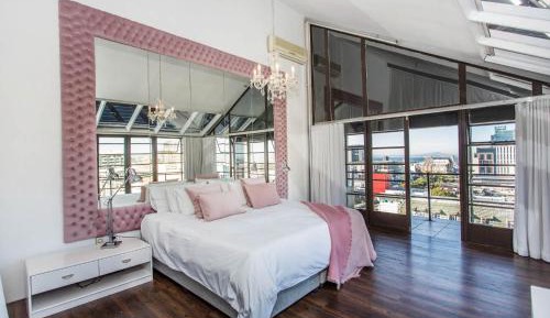 Penthouse Apartment