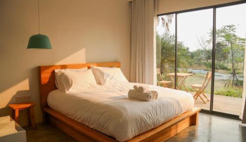 Deluxe Double Room with Bath
