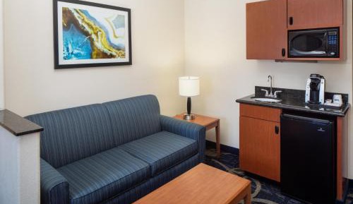King Suite with Sofa Bed - Communications Accessible
