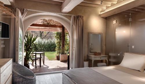Double Room with Patio