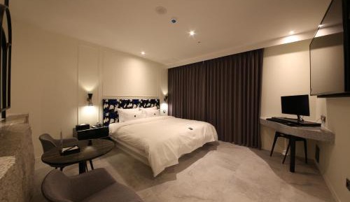 Double Room with Spa Bath