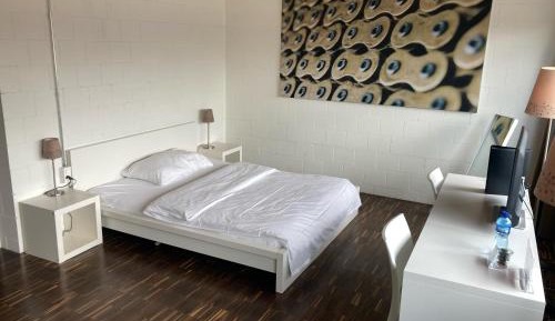 Large Double Room