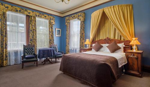 Superior Queen Room with Spa Bath