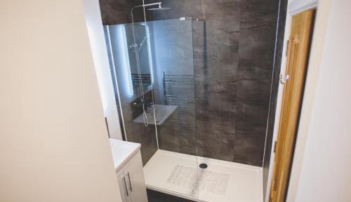 Deluxe Double Room with Shower