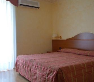 Economy Double or Twin Room