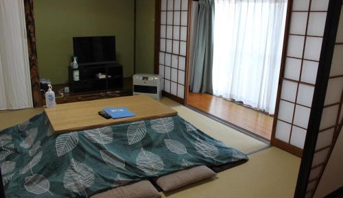 Japanese-Style Quadruple Room with Shared Bathroom