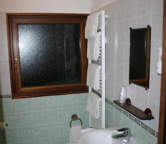 Quadruple Room with Private Bathroom