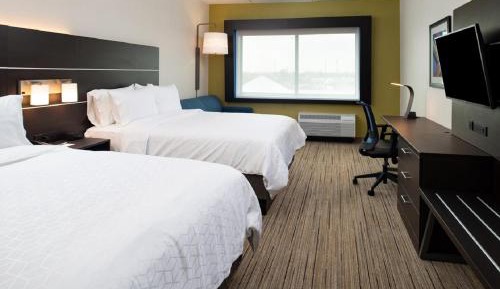 Standard Room with Two Queen Beds