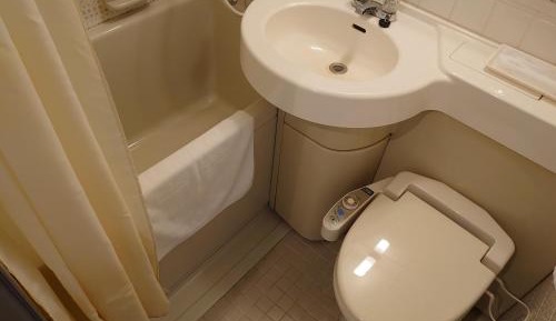 Economy Twin Room - Non-Smoking