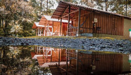 Cottage (4 Adults)