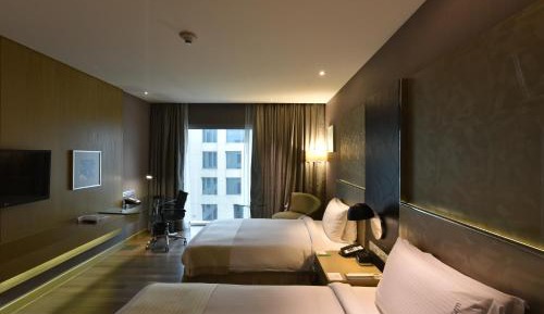 Two Twin Beds Standard-Non-Smoking Pool View