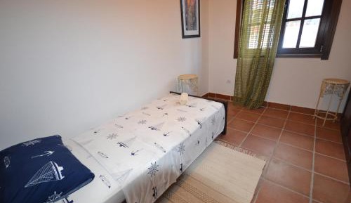 Two-Bedroom Apartment with Balcony and Sea View - Annex