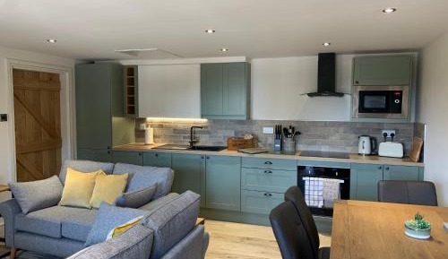 Two-Bedroom Cottage (The Stables)