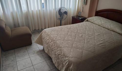 Standard Queen Room