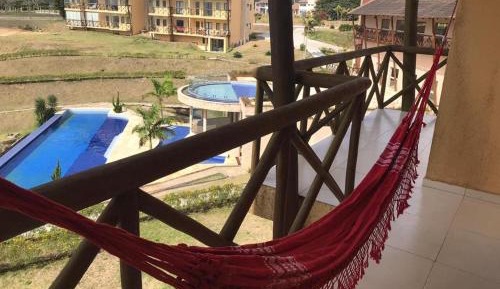 Apartment with Pool View 